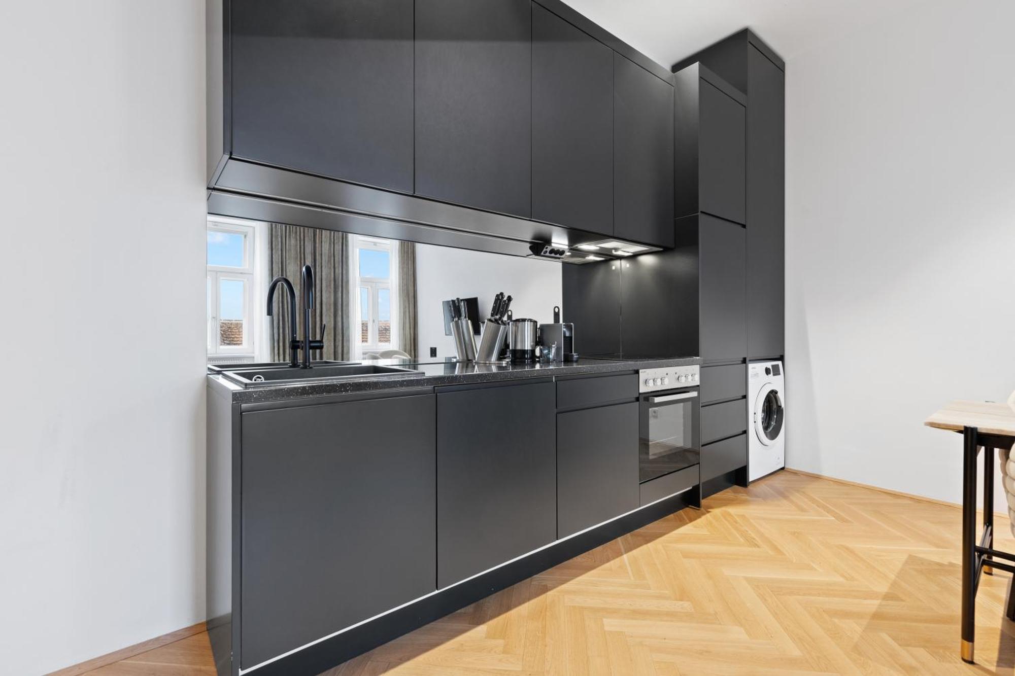 Sgrafit Apartments - Self Check-In Рец Екстериор снимка