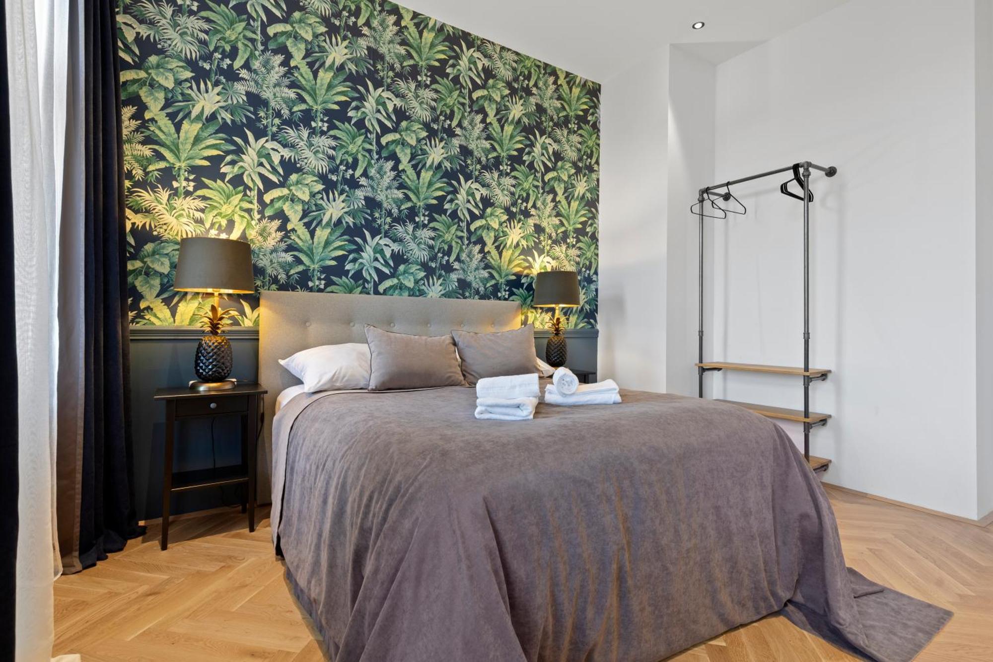 Sgrafit Apartments - Self Check-In Рец Екстериор снимка